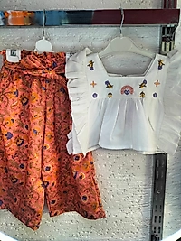 Nakışlı fırfırlı takım