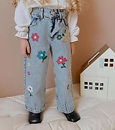 Çiçek Nakışlı Denim Kot Pantolon